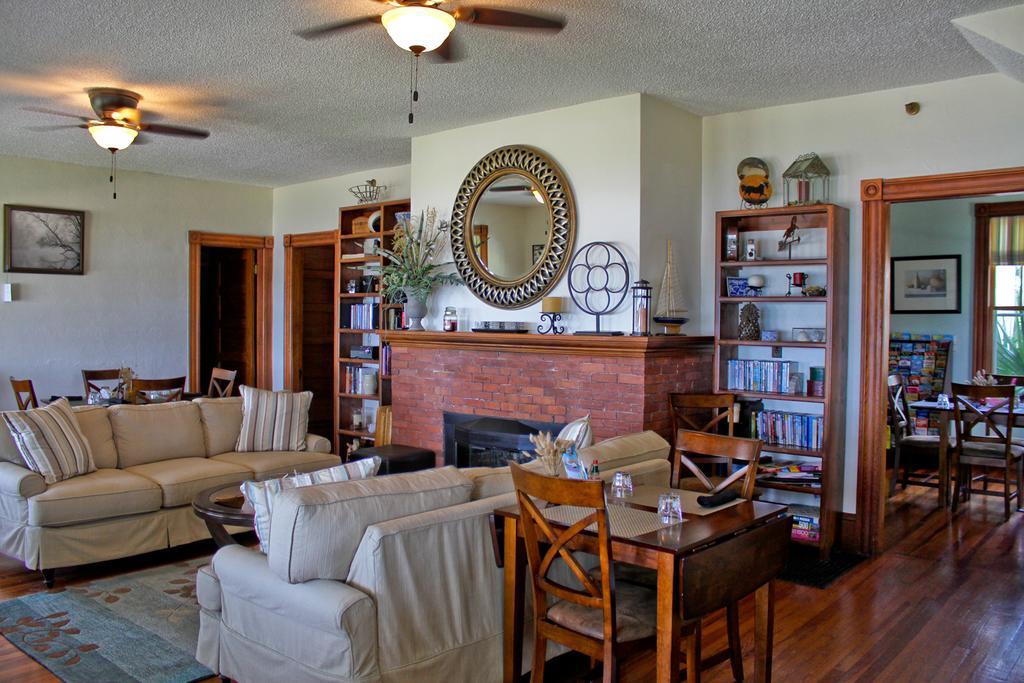 Night Swan Intracoastal Bed & Breakfast New Smyrna Beach Exterior photo
