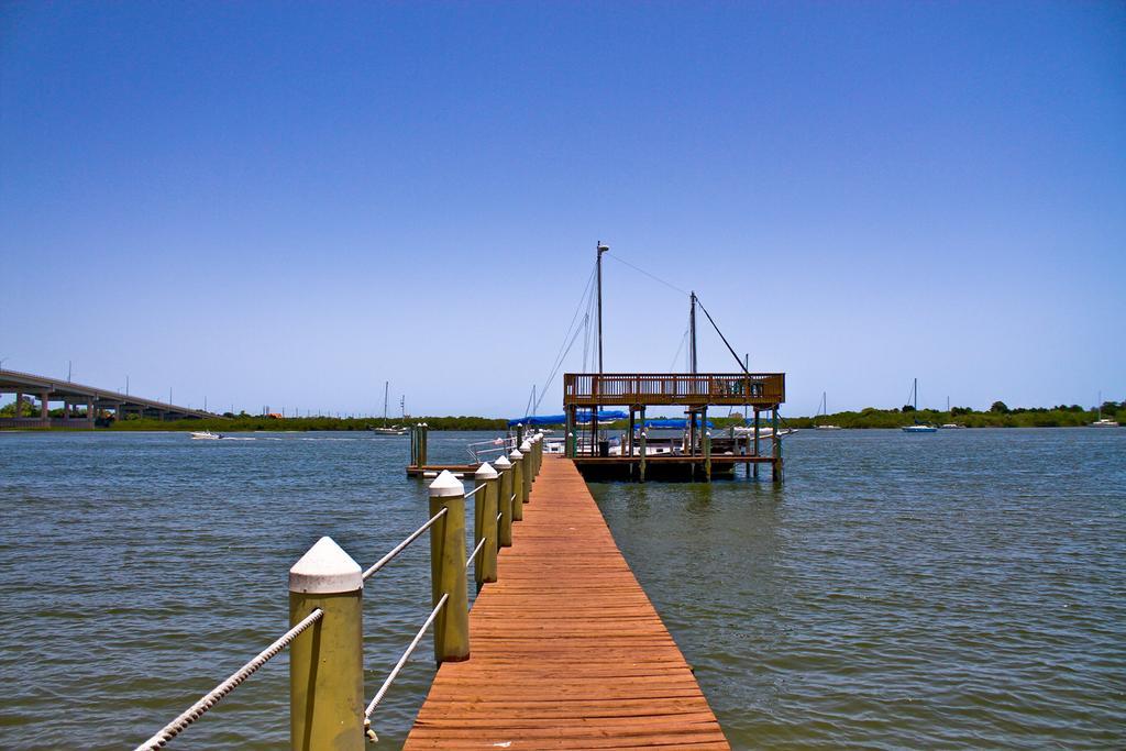 Night Swan Intracoastal Bed & Breakfast New Smyrna Beach Exterior photo